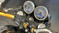 BMW R12 (24MY)